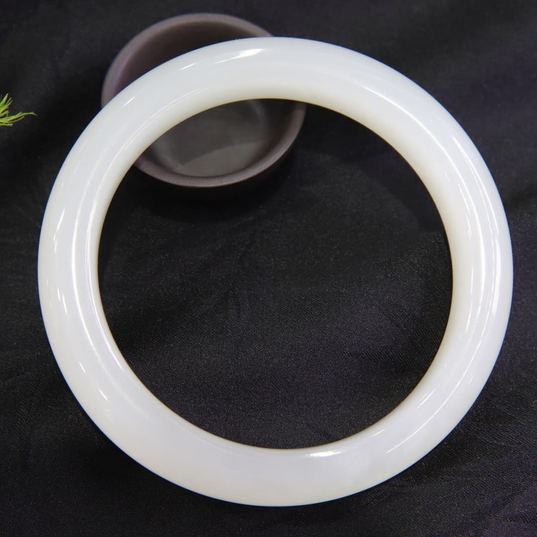 Mutton Fat White Hetian Jade Bangle - HT-BR-0009-2
