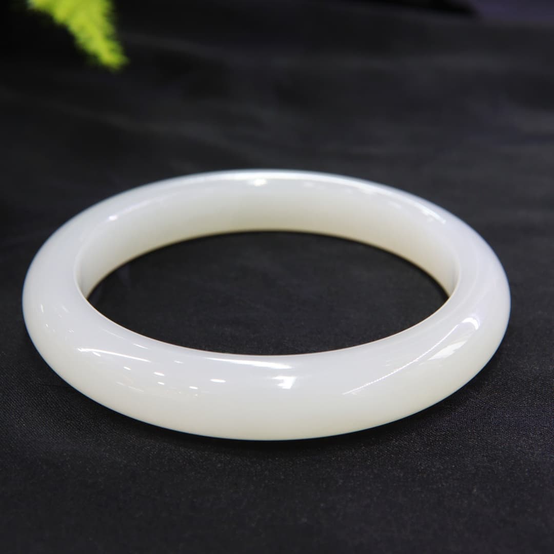 Mutton Fat White Hetian Jade Bangle - HT-BR-0009-3
