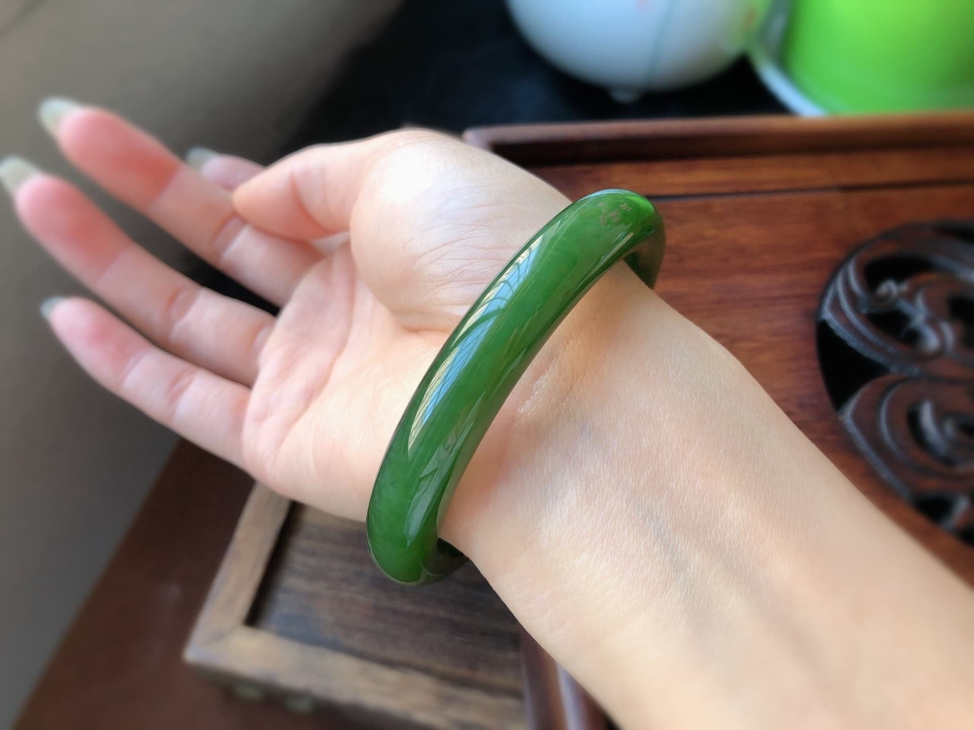 Celadon Green Hetian Jade Bangle - HT-BR-0010-2