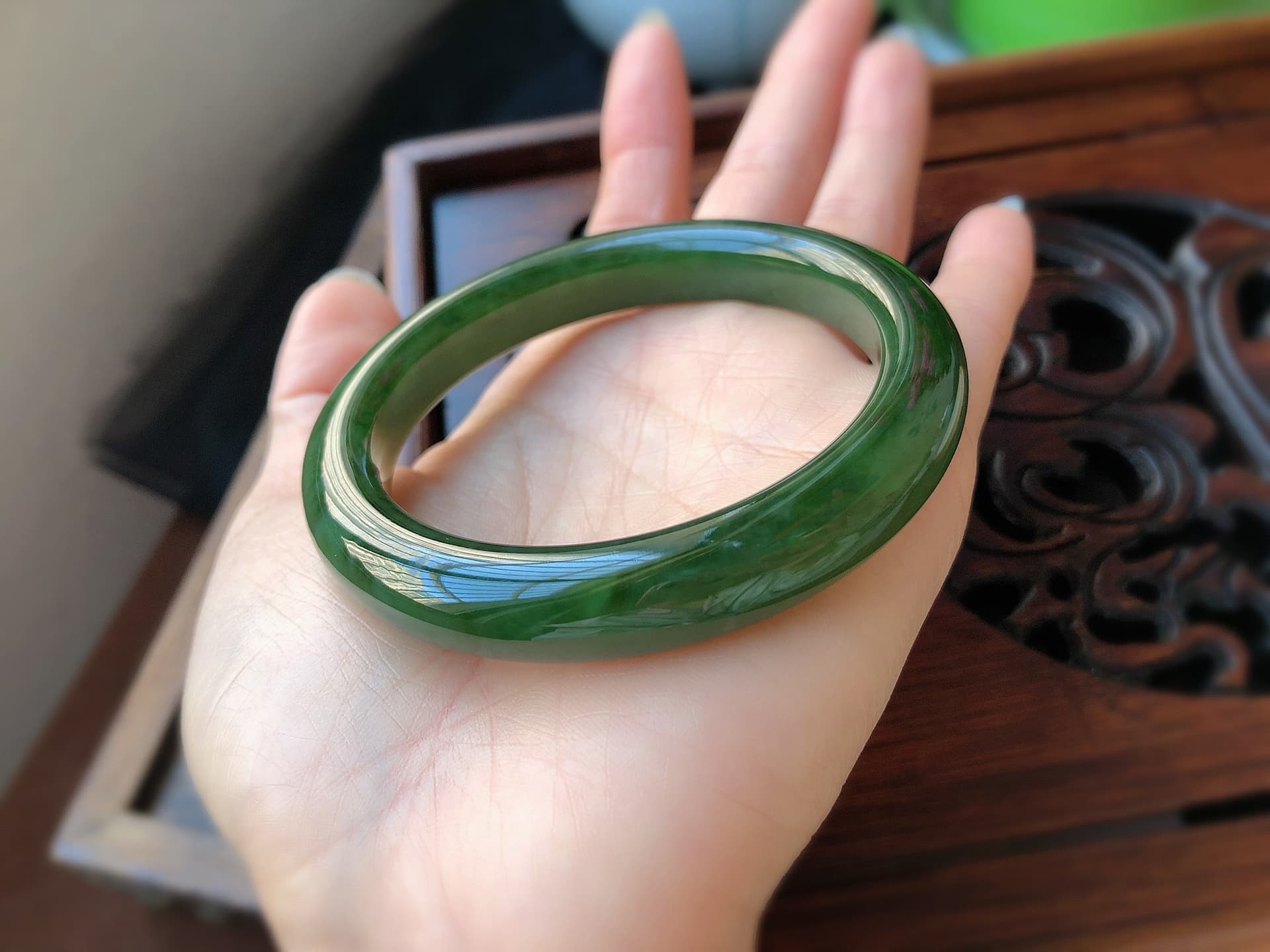 Celadon Green Hetian Jade Bangle - HT-BR-0010-6