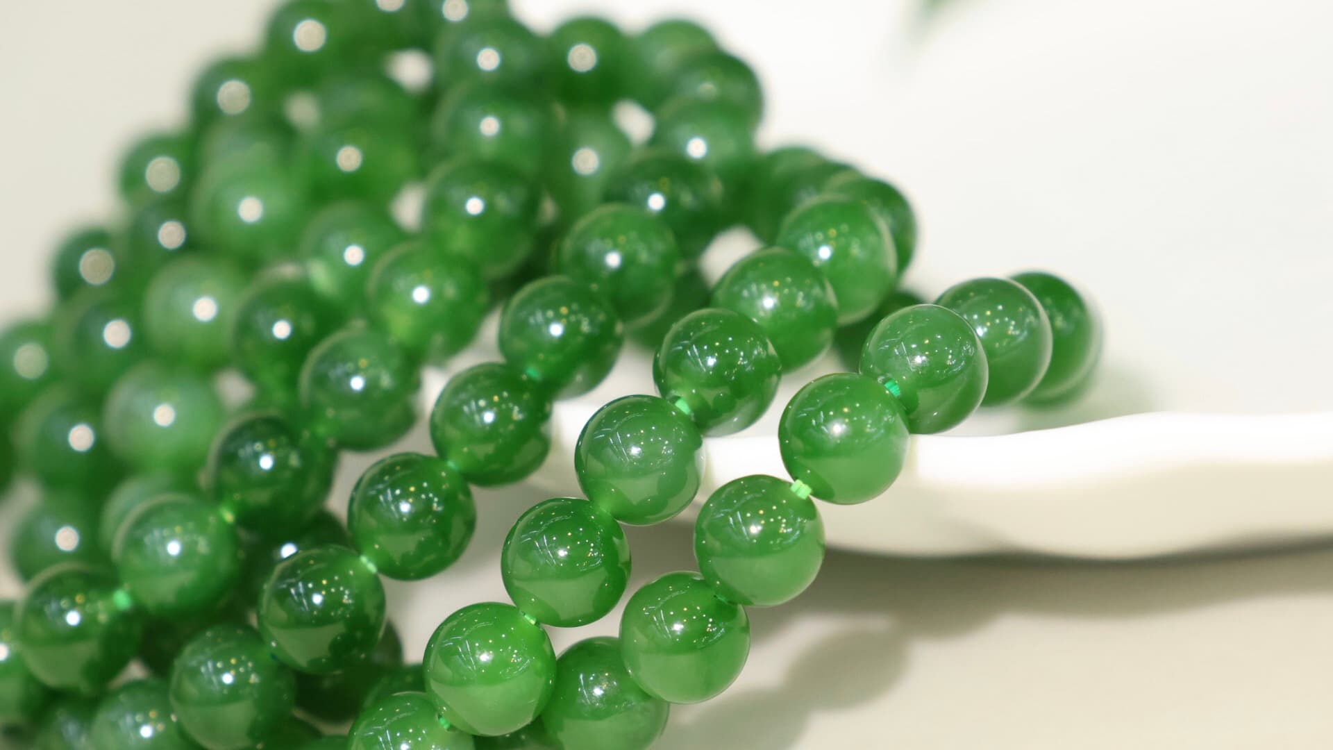 White Hetian Jade Beaded Bracelet - HT-HS-0013-1