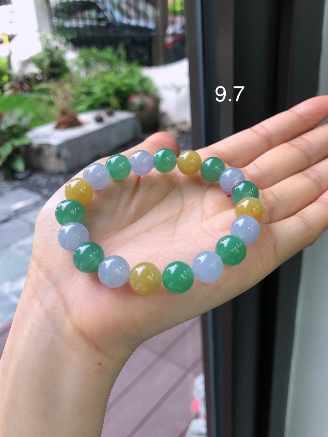 Green Jadeite Beaded Bracelet